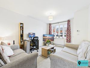 Living Room- click for photo gallery